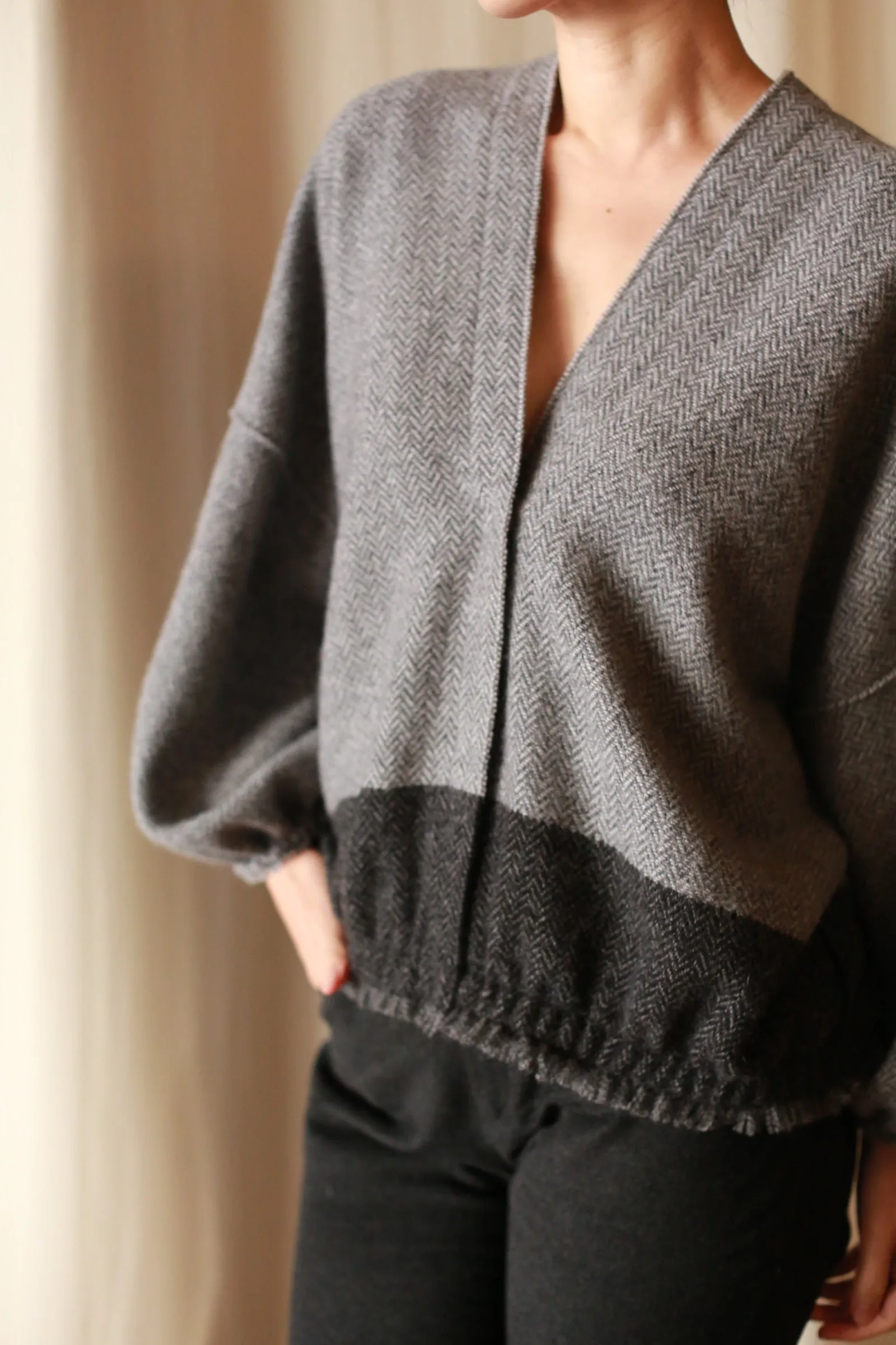 Cashmere House Cardi | Grey Colorblock